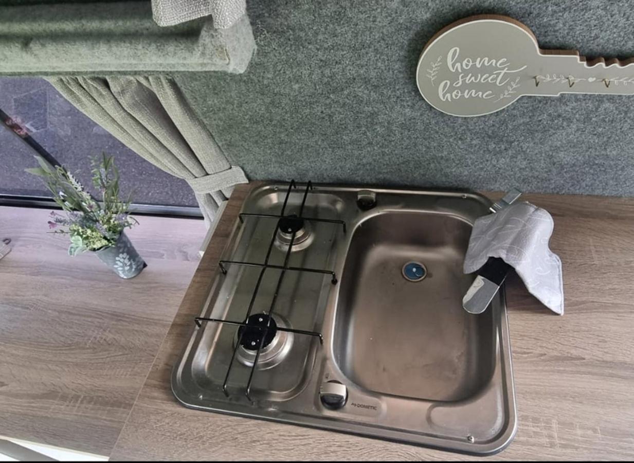 Retro Camper Hire Ξενοδοχείο Δουβλίνο Εξωτερικό φωτογραφία